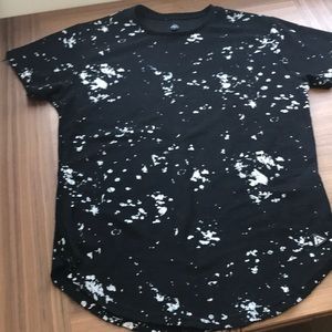 Men’s side zip up T-shirt